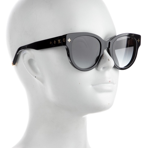 2022 Luis Vuitton sun glasses - Picture 4 of 6